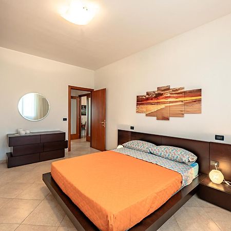 Апартаменты La Dimora Della Lullu, Luxury Пьетра-Лигуре Экстерьер фото