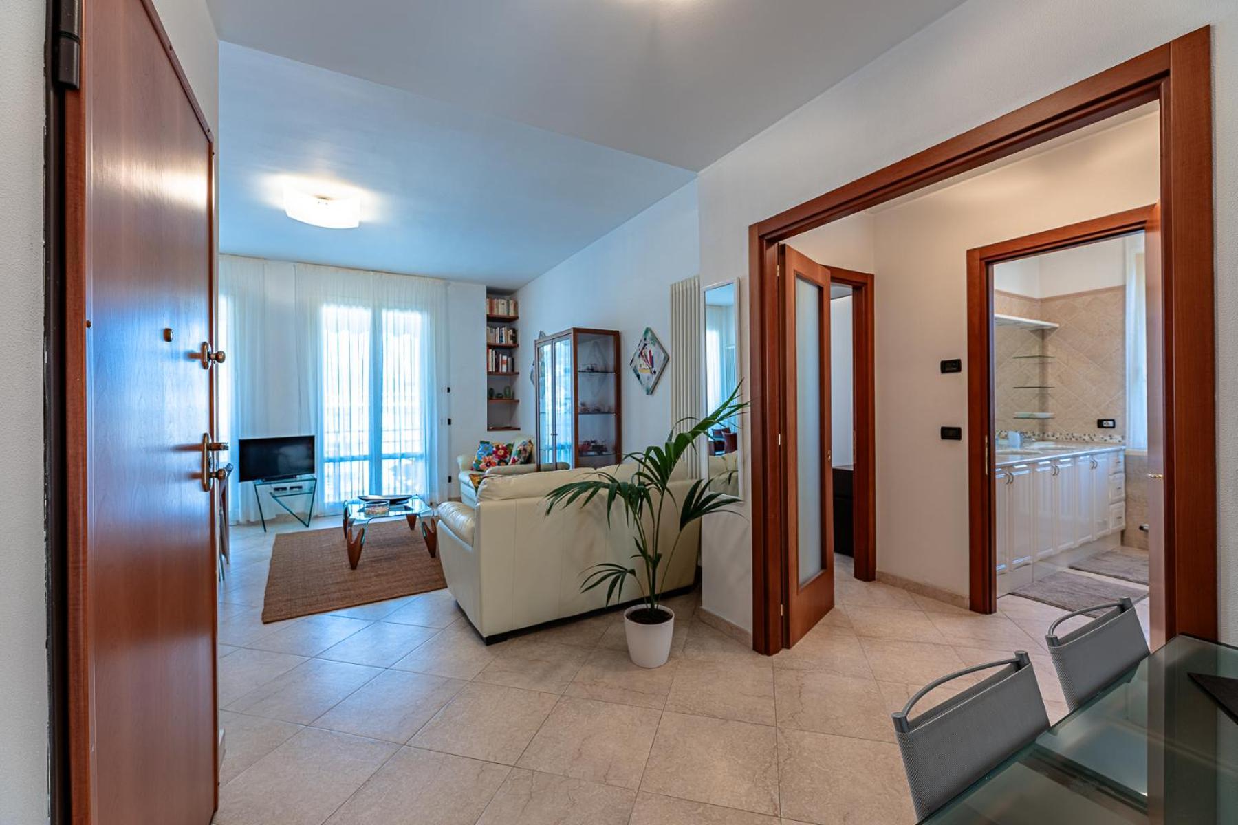 Апартаменты La Dimora Della Lullu, Luxury Пьетра-Лигуре Экстерьер фото
